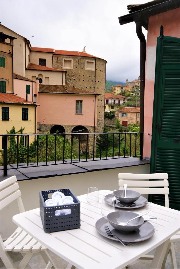 Casa Di Luigi Ed Ernestina Apartment Dolcedo Exterior photo